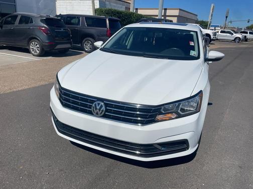 2019 Volkswagen Passat 2.0T Wolfsburg Edition