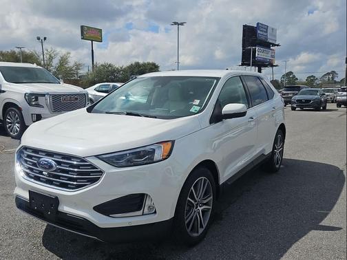 2024 Ford Edge Titanium