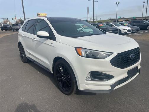 2022 Ford Edge ST Line
