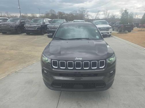 2024 Jeep Compass Latitude