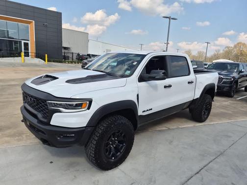 2026 RAM 1500 RHO 4x4 Crew Cab 57 Box