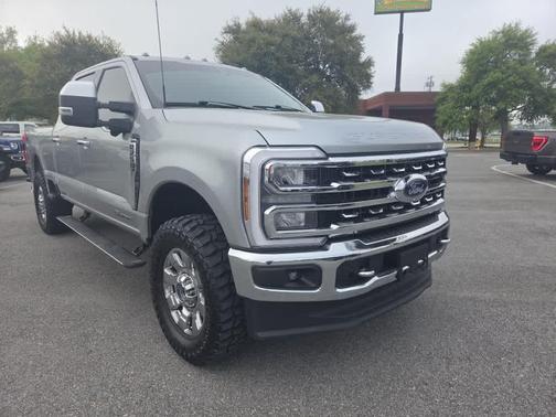 2024 Ford F-250 LARIAT 4WD Crew Cab 6.75 Box