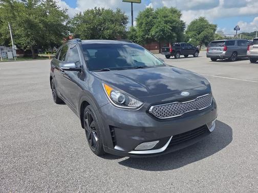 Platinum Graphite 2019 Kia Niro s Touring