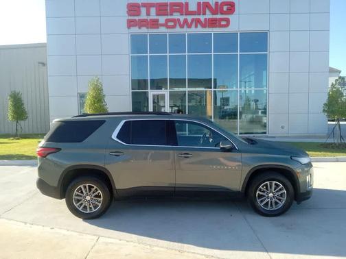 2023 Chevrolet Traverse LT Leather