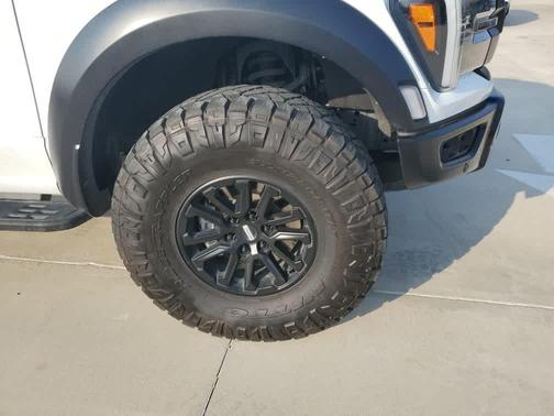 2024 Ford F-150 Raptor 4WD SuperCrew 5.5 Box