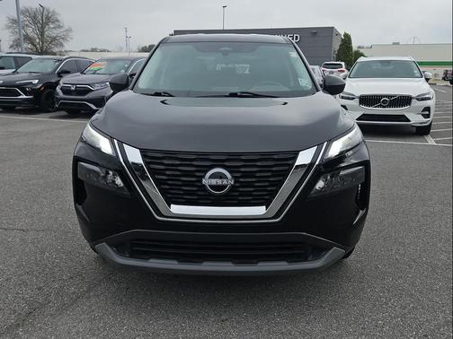 2022 Nissan Rogue S