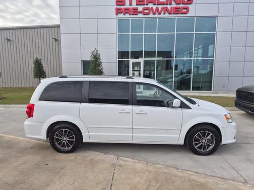 White Knuckle Clearcoat 2017 Dodge Grand Caravan SXT