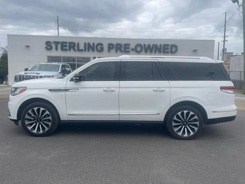 2022 Lincoln Navigator Reserve