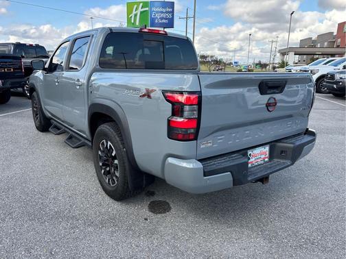 2023 Nissan Frontier PRO-X