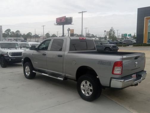 2019 RAM 2500 Tradesman 4x4 Crew Cab 64 Box