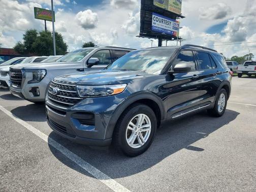 2022 Ford Explorer XLT