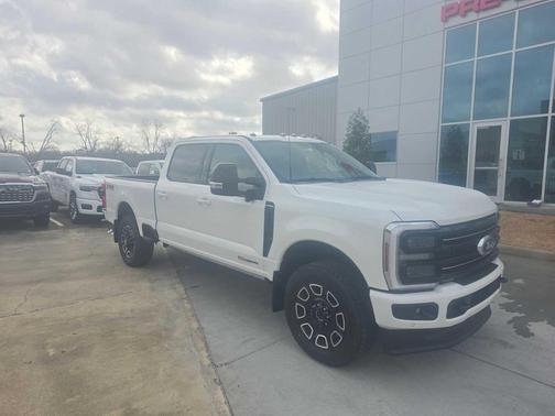 2026 Ford F-350 Platinum
