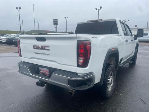 2024 GMC Sierra 2500 Pro