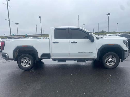 2024 GMC Sierra 2500 Pro