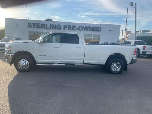 2024 RAM 3500 Laramie 4x4 Crew Cab 8 Box