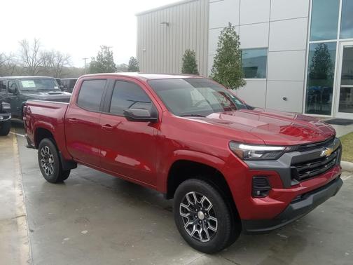 2024 Chevrolet Colorado LT