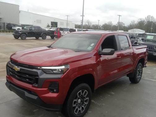 2024 Chevrolet Colorado LT