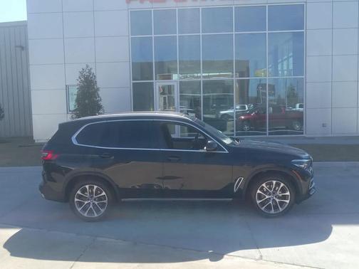 2022 BMW X5 sDrive40i