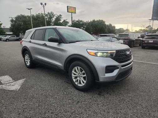 2021 Ford Explorer Base