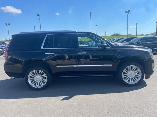 2018 Cadillac Escalade Platinum