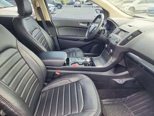 2019 Ford Edge SE