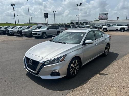 2022 Nissan Altima 2.5 SL