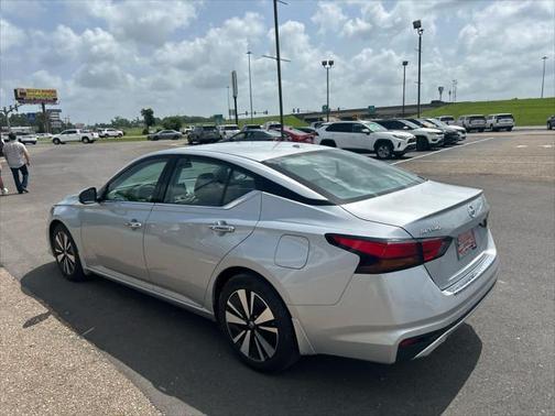 2022 Nissan Altima 2.5 SL