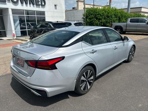 2022 Nissan Altima 2.5 SL