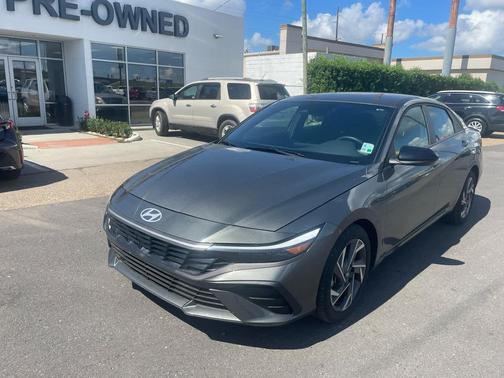 2025 Hyundai ELANTRA Sport