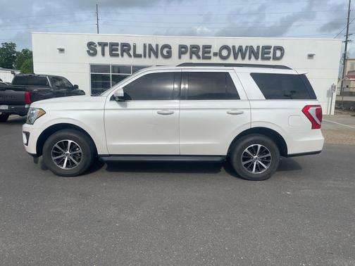 White Platinum Metallic Tri-Coat 2019 Ford Expedition XLT