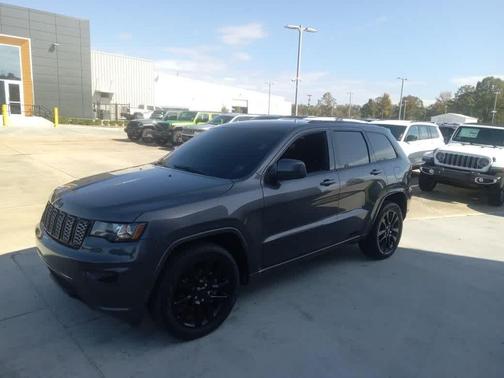 2019 Jeep Grand Cherokee Altitude