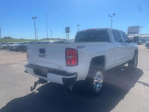 2015 GMC Sierra 2500 Denali