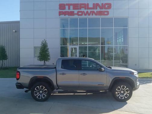 2023 GMC Canyon AT4