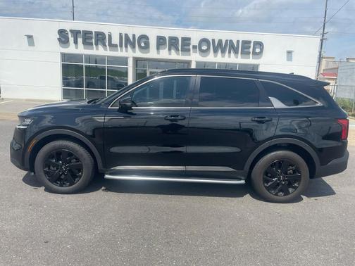 Ebony Black 2021 Kia Sorento S