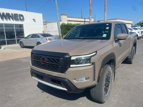 2024 Nissan Frontier PRO-4X
