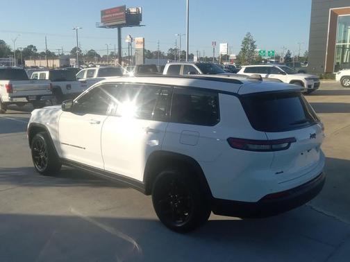 2024 Jeep Grand Cherokee L Altitude