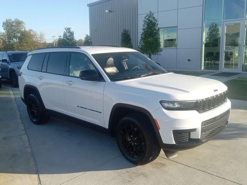 2024 Jeep Grand Cherokee L Altitude