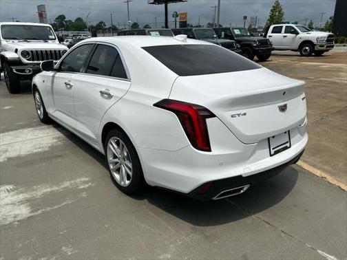 2023 Cadillac CT4 Luxury