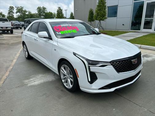 2023 Cadillac CT4 Luxury
