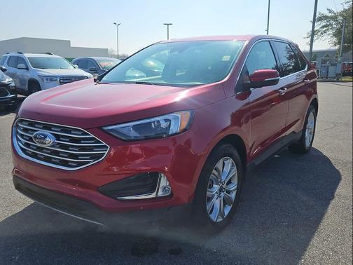 2022 Ford Edge Titanium