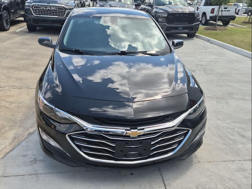 2025 Chevrolet Malibu LT