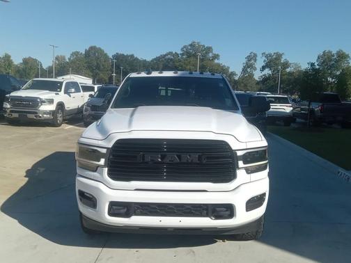 2020 RAM 2500 Laramie 4x4 Crew Cab 64 Box