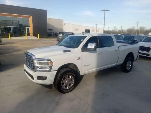 2024 RAM 2500 Laramie 4x4 Crew Cab 64 Box
