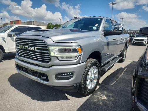 2023 RAM 2500 Laramie 4x4 Crew Cab 64 Box
