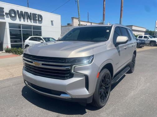 Empire Beige Metallic 2024 Chevrolet Tahoe LT