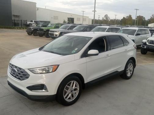 2022 Ford Edge SEL