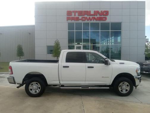 2024 RAM 2500 Big Horn 4x4 Crew Cab 64 Box
