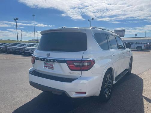 2022 Nissan Armada Platinum