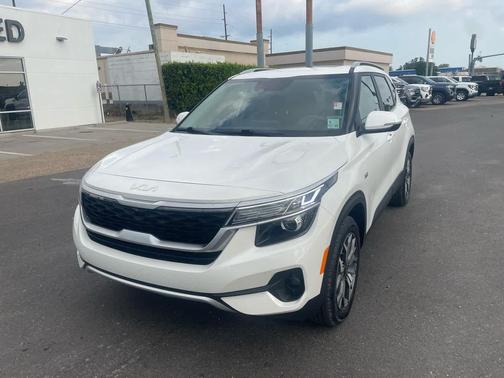 2022 Kia Seltos EX