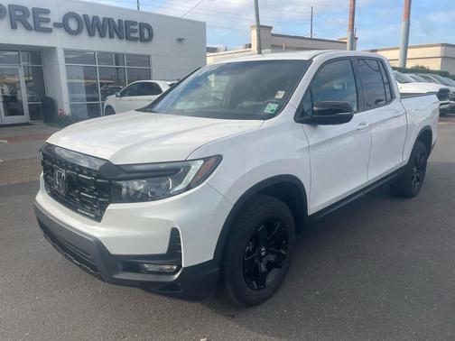 2025 Honda Ridgeline Black